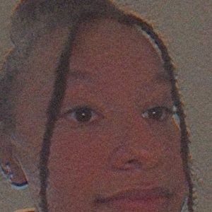 Meet your Posher, Gabrielle